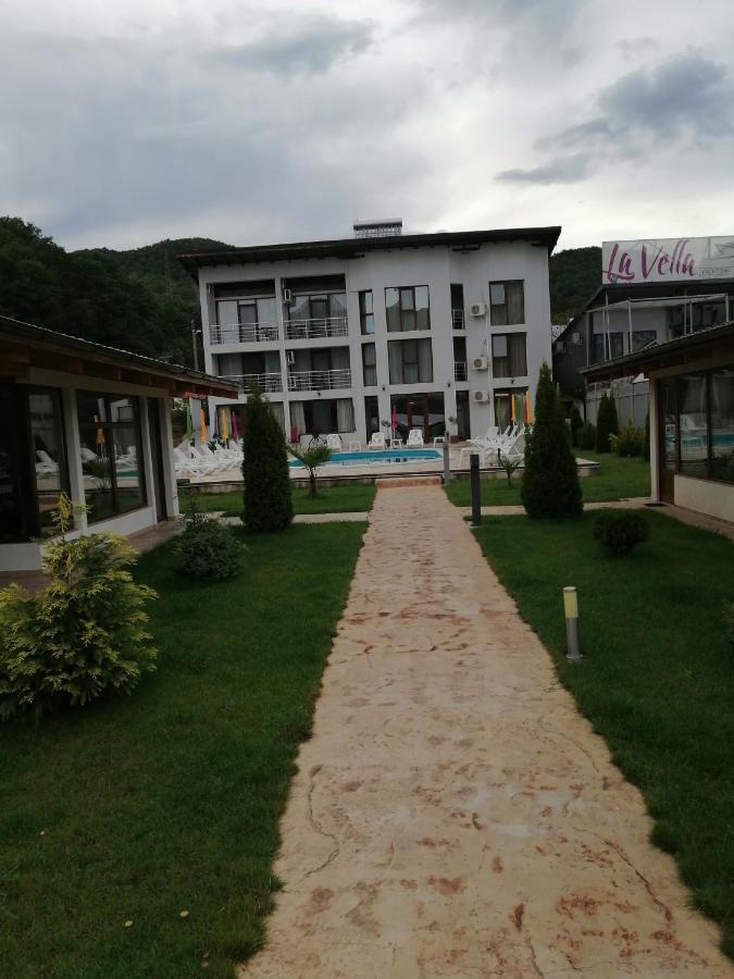 Vila Hercules Dubova Exterior foto